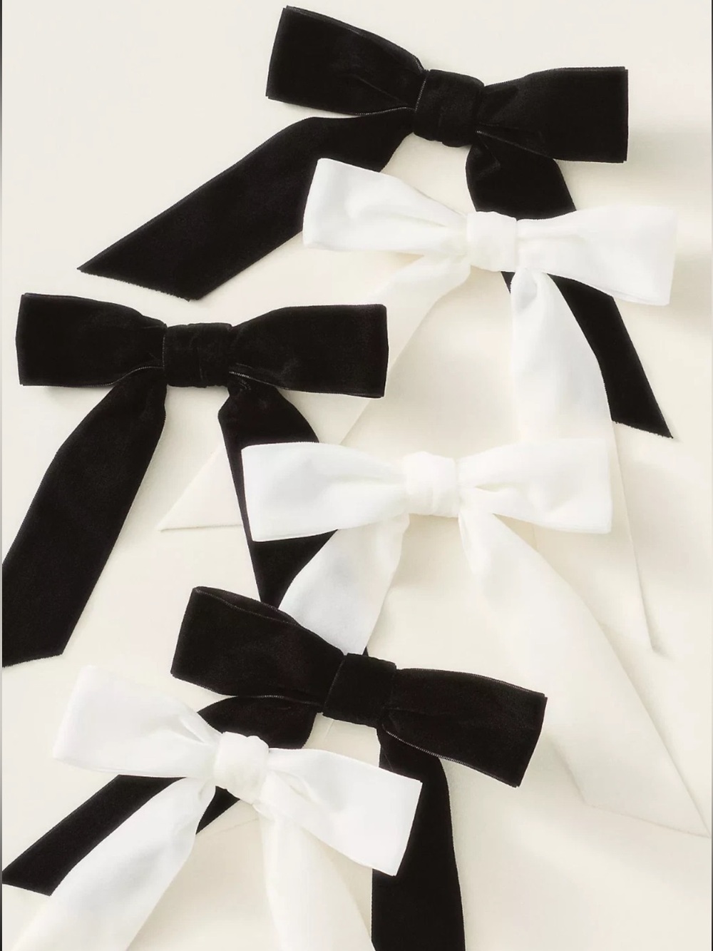 Anthropologie Set of 6 Velvet Clip-On Bow Ornament Clips